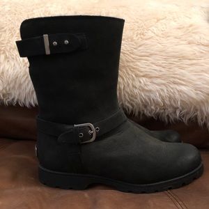 UGG Grandle Boot Size 8